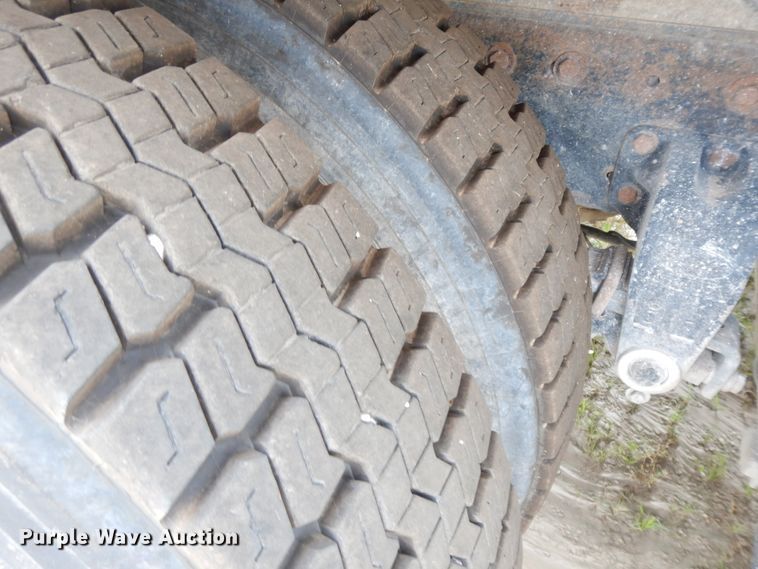 image for item HP9647 1998 Peterbilt 379  dump truck