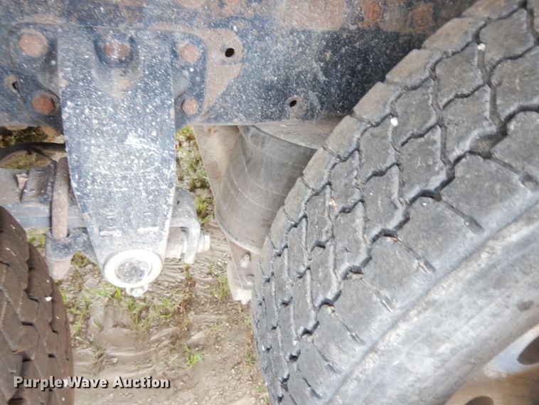 image for item HP9647 1998 Peterbilt 379  dump truck