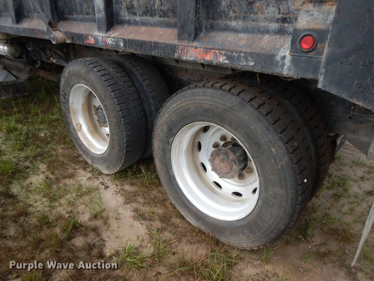 image for item HP9647 1998 Peterbilt 379  dump truck