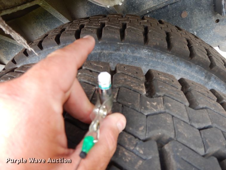 image for item HP9647 1998 Peterbilt 379  dump truck