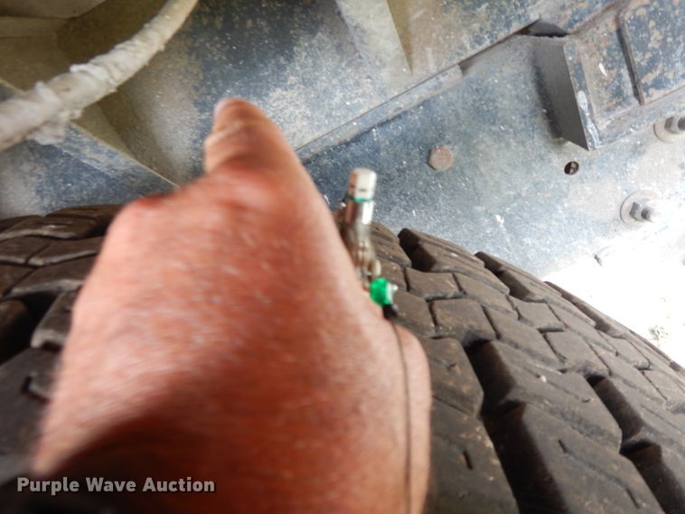 image for item HP9647 1998 Peterbilt 379  dump truck