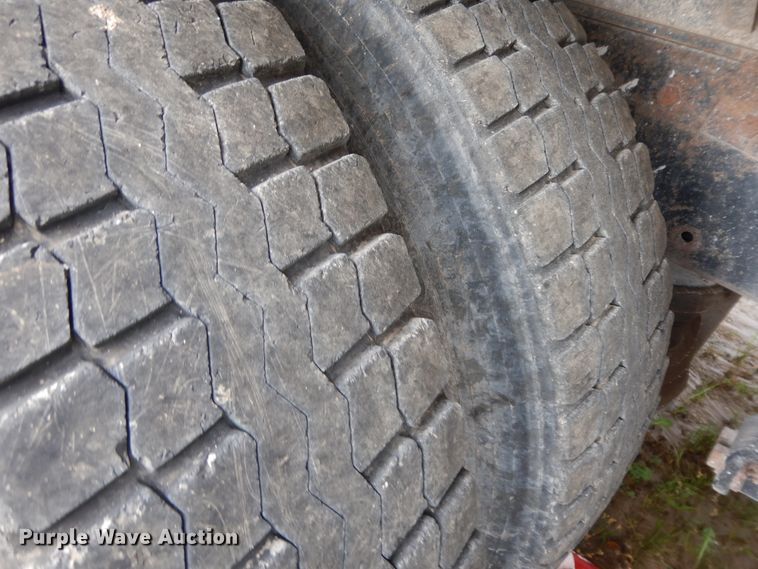 image for item HP9647 1998 Peterbilt 379  dump truck