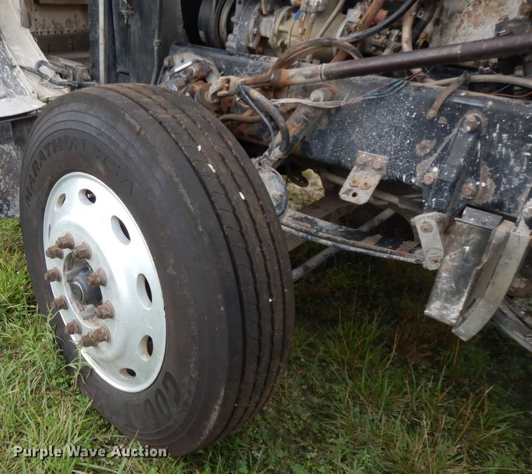 image for item HP9647 1998 Peterbilt 379  dump truck