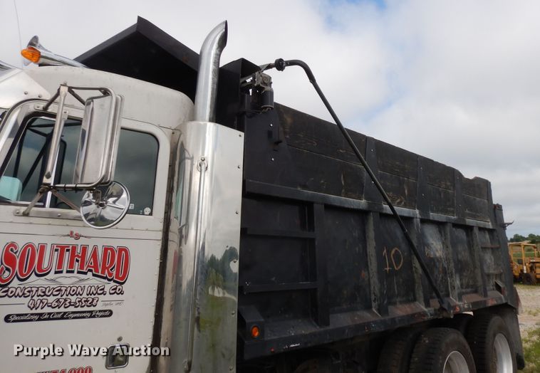 image for item HP9647 1998 Peterbilt 379  dump truck