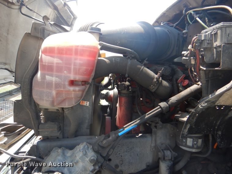 image for item HT9332 2008 Ford F750 Super Duty XL  bucket truck