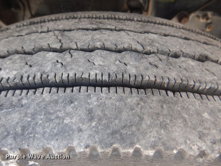 image for item HT9332 2008 Ford F750 Super Duty XL  bucket truck