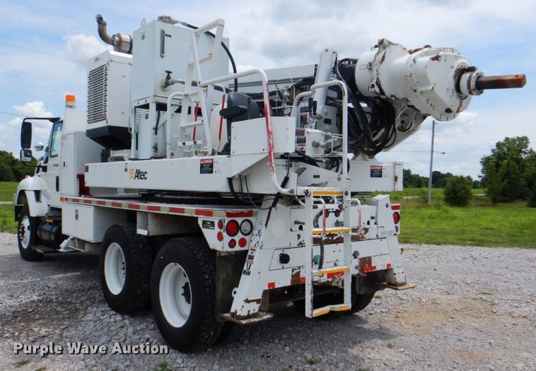 image for item HT9344 2008 International WorkStar 7400  pressure digger truck