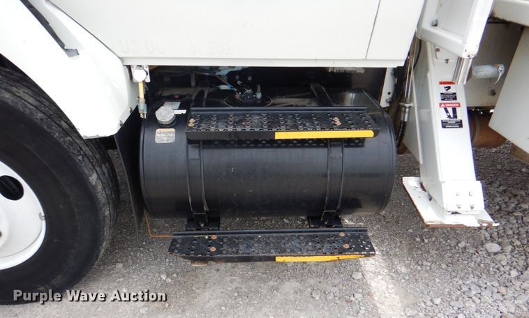 image for item HT9344 2008 International WorkStar 7400  pressure digger truck