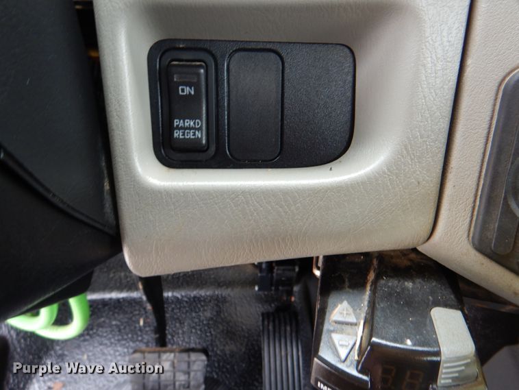 image for item HT9344 2008 International WorkStar 7400  pressure digger truck