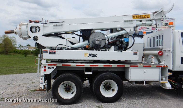 image for item HT9344 2008 International WorkStar 7400  pressure digger truck