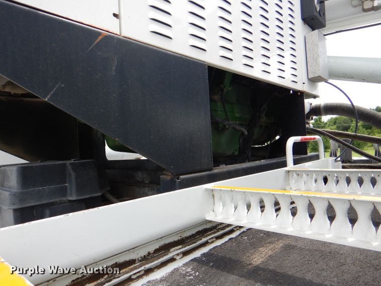 image for item HT9344 2008 International WorkStar 7400  pressure digger truck