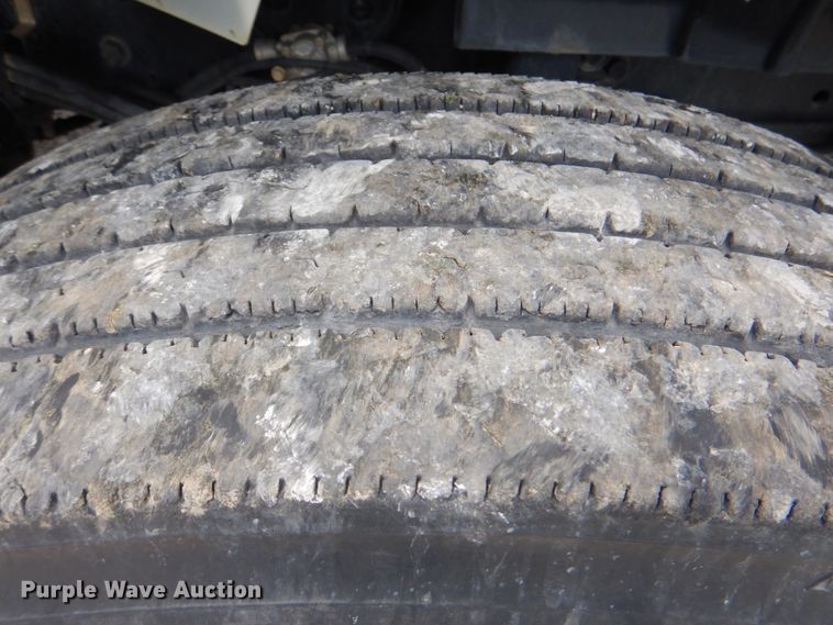 image for item HT9344 2008 International WorkStar 7400  pressure digger truck