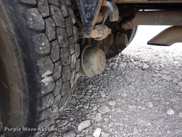 image for item HT9344 2008 International WorkStar 7400  pressure digger truck