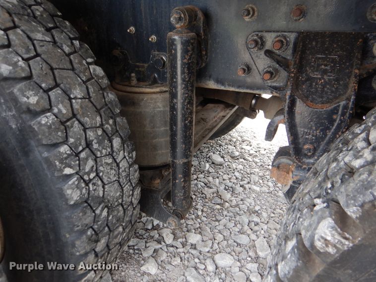 image for item HT9344 2008 International WorkStar 7400  pressure digger truck