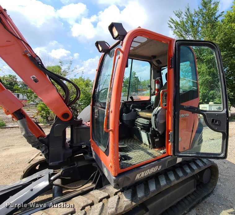 image for item IC9852 2011 Kubota KX080-3  mini excavator