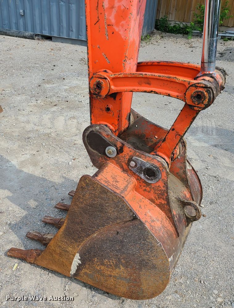 image for item IC9852 2011 Kubota KX080-3  mini excavator