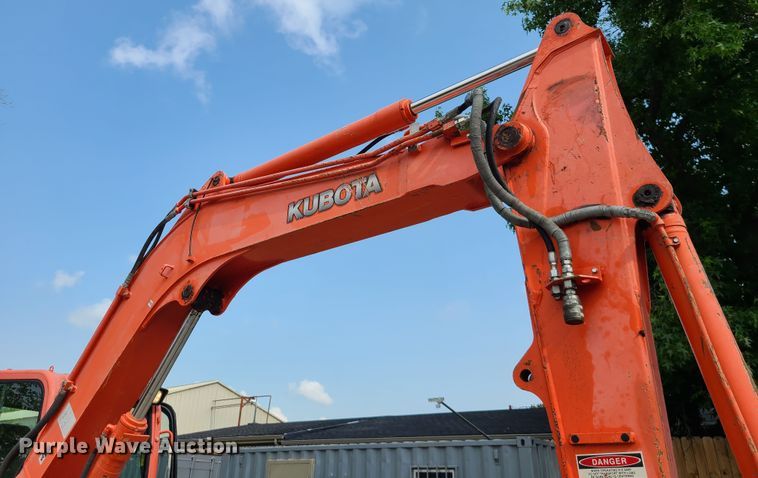 image for item IC9852 2011 Kubota KX080-3  mini excavator