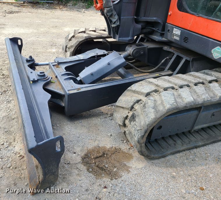 image for item IC9852 2011 Kubota KX080-3  mini excavator