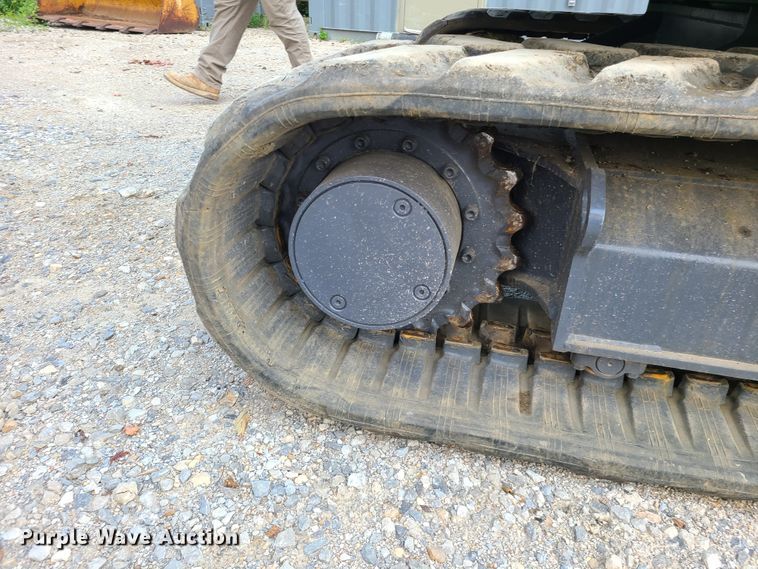 image for item IC9852 2011 Kubota KX080-3  mini excavator