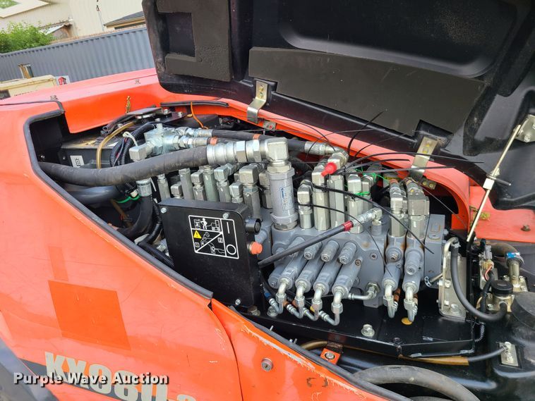 image for item IC9852 2011 Kubota KX080-3  mini excavator