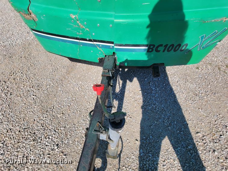 image for item IF9935 2005 Vermeer BC1000XL  wood chipper