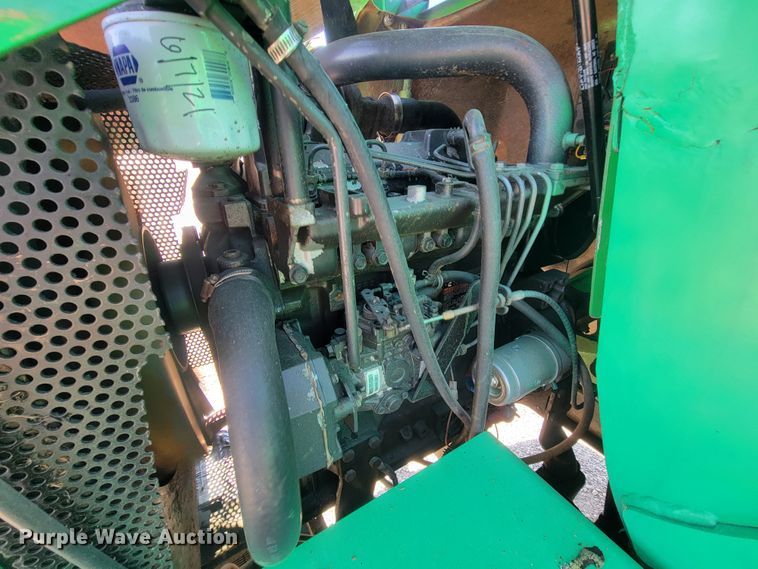 image for item IF9935 2005 Vermeer BC1000XL  wood chipper