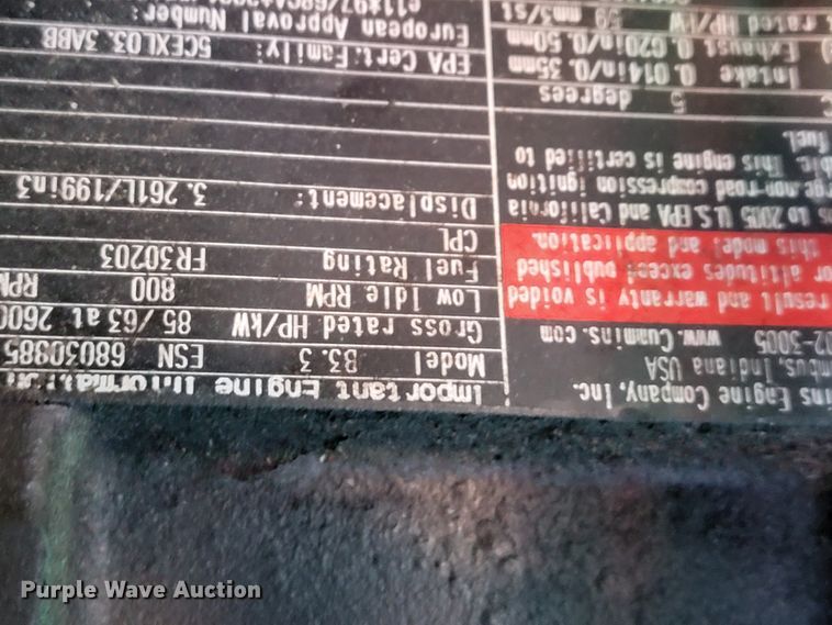 image for item IF9935 2005 Vermeer BC1000XL  wood chipper