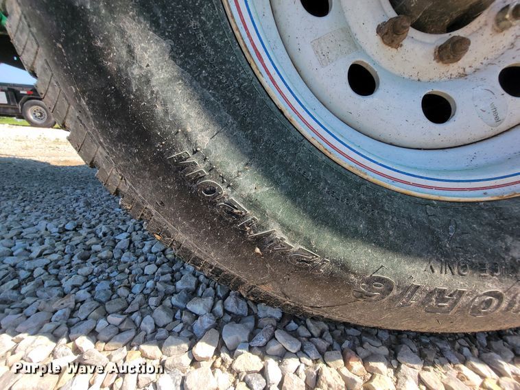 image for item IF9935 2005 Vermeer BC1000XL  wood chipper