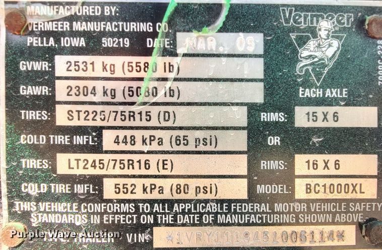 image for item IF9935 2005 Vermeer BC1000XL  wood chipper