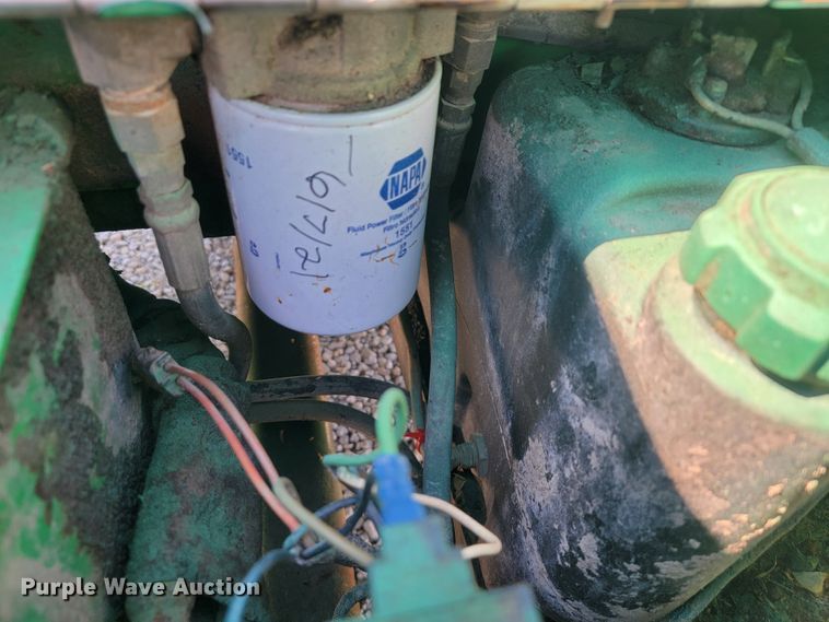 image for item IF9935 2005 Vermeer BC1000XL  wood chipper