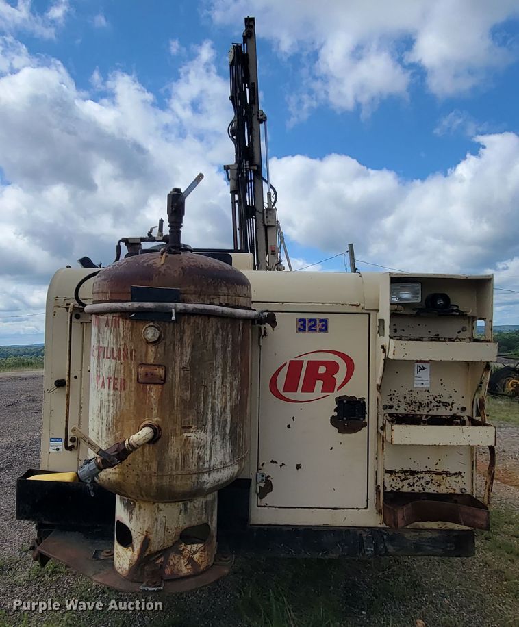 image for item IF9980 Ingersoll Rand ECM-720  blasthole drill