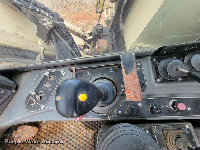 image for item IF9980 Ingersoll Rand ECM-720  blasthole drill