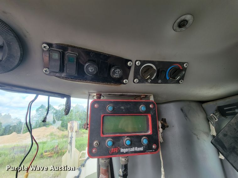 image for item IF9980 Ingersoll Rand ECM-720  blasthole drill