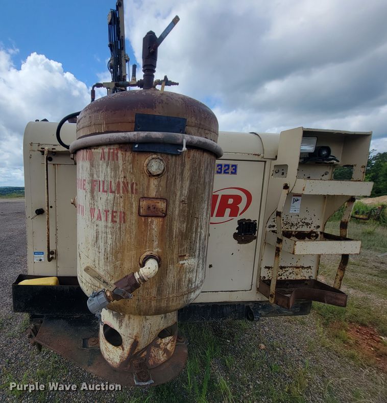 image for item IF9980 Ingersoll Rand ECM-720  blasthole drill