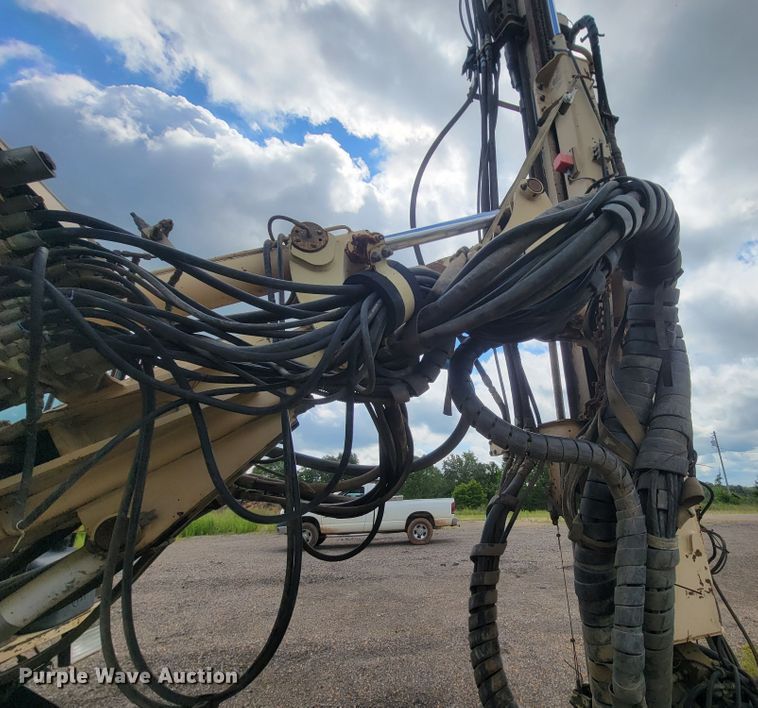 image for item IF9980 Ingersoll Rand ECM-720  blasthole drill