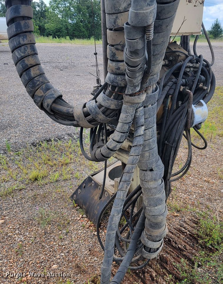 image for item IF9980 Ingersoll Rand ECM-720  blasthole drill