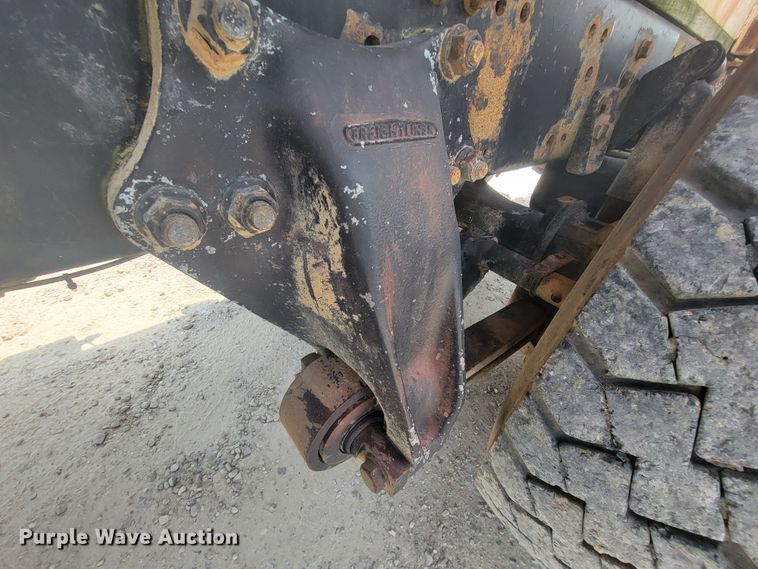 image for item IF9989 1996 Freightliner FLD120  water truck