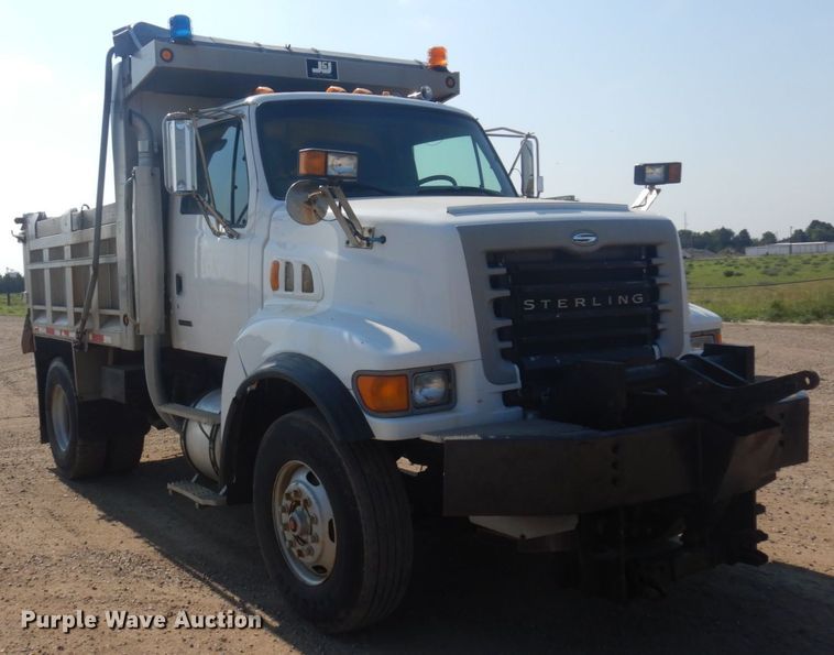 image for item IH9276 2001 Sterling L8500  dump truck