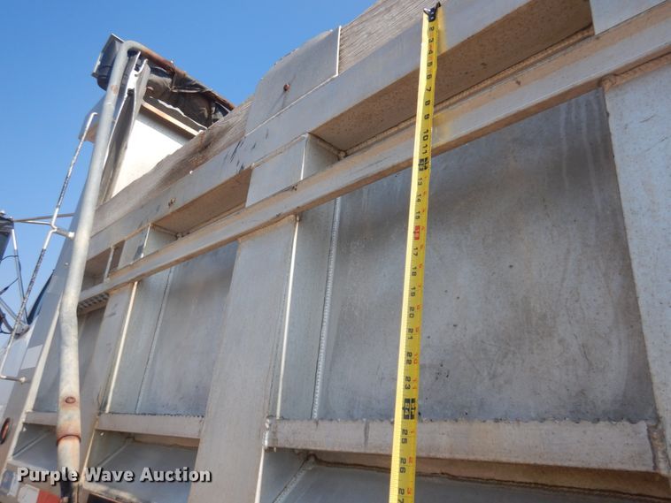 image for item IH9276 2001 Sterling L8500  dump truck