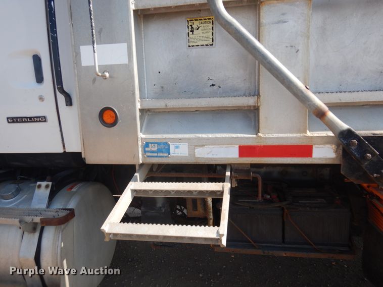 image for item IH9276 2001 Sterling L8500  dump truck
