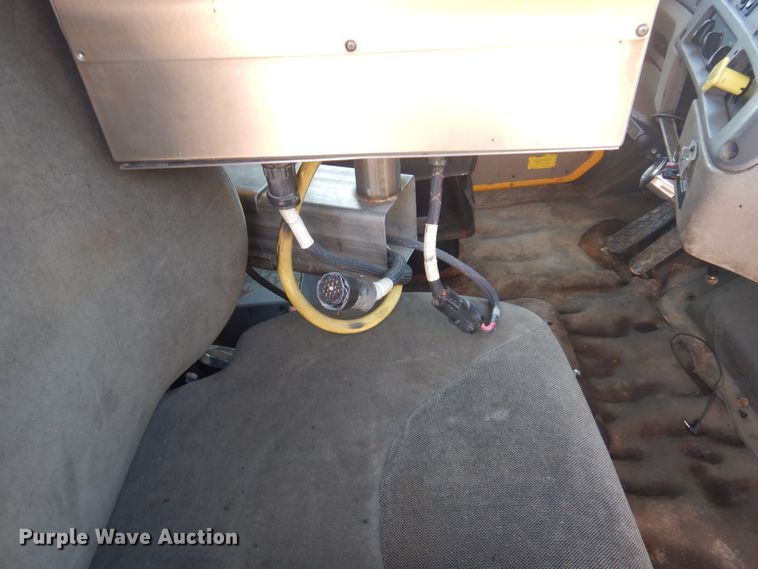 image for item IH9276 2001 Sterling L8500  dump truck