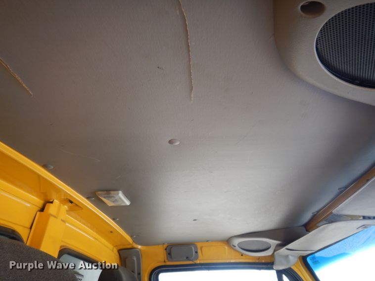 image for item IH9276 2001 Sterling L8500  dump truck