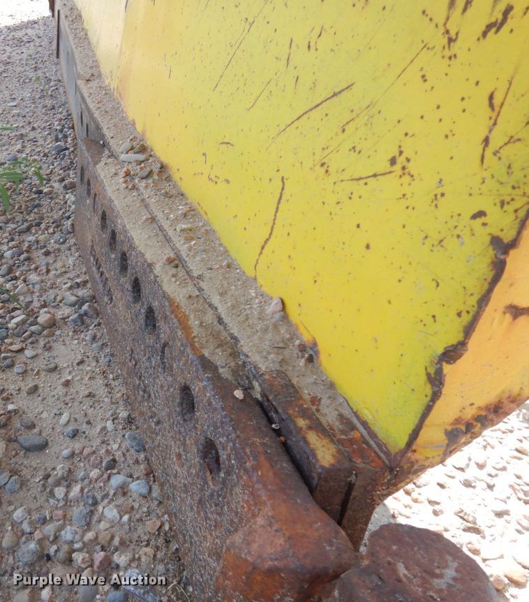 image for item IH9276 2001 Sterling L8500  dump truck