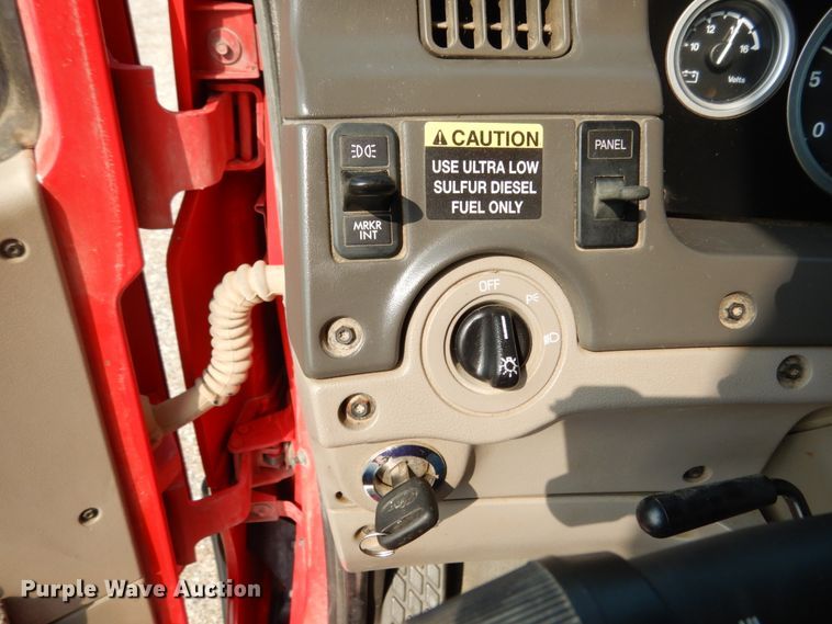 image for item II9667 2008 Sterling LT9500  dump truck