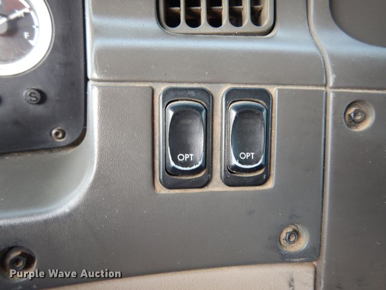 image for item II9667 2008 Sterling LT9500  dump truck