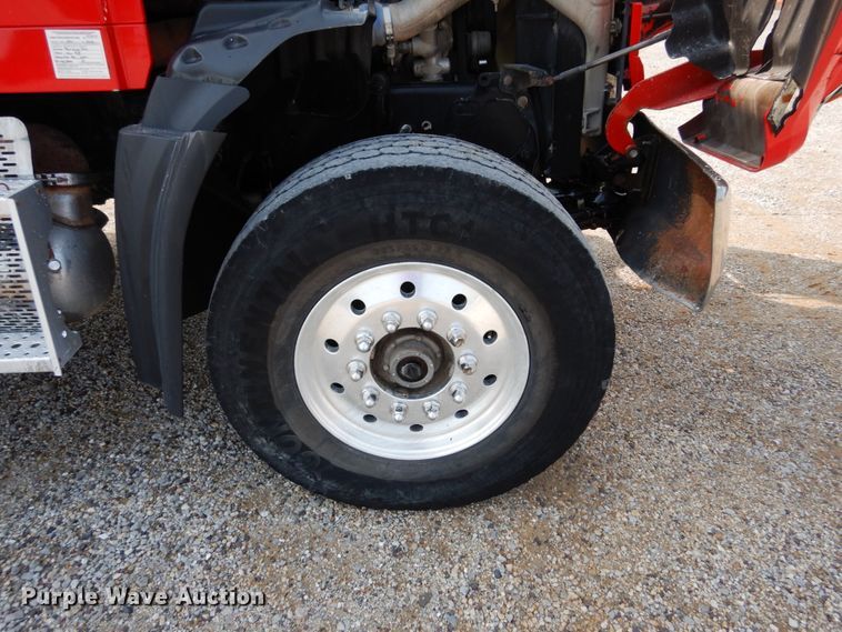 image for item II9667 2008 Sterling LT9500  dump truck