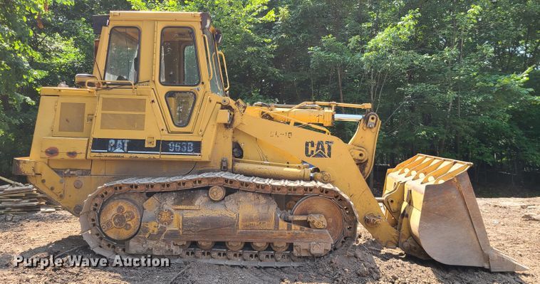 image for item IJ9048 1998 Caterpillar 963B  track loader