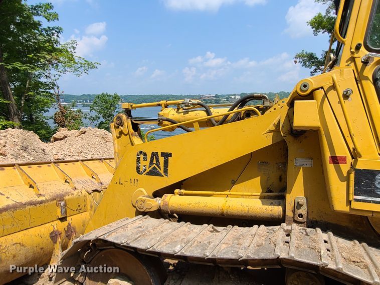 image for item IJ9048 1998 Caterpillar 963B  track loader