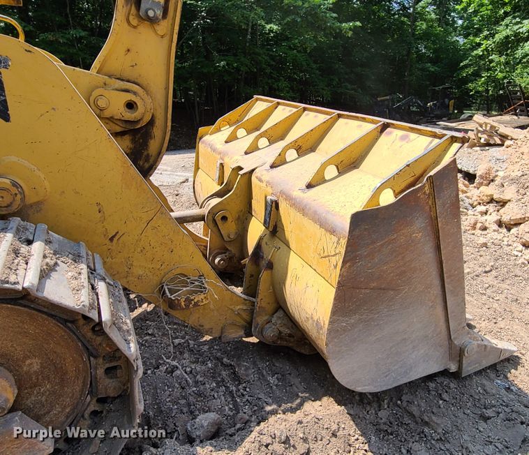 image for item IJ9048 1998 Caterpillar 963B  track loader