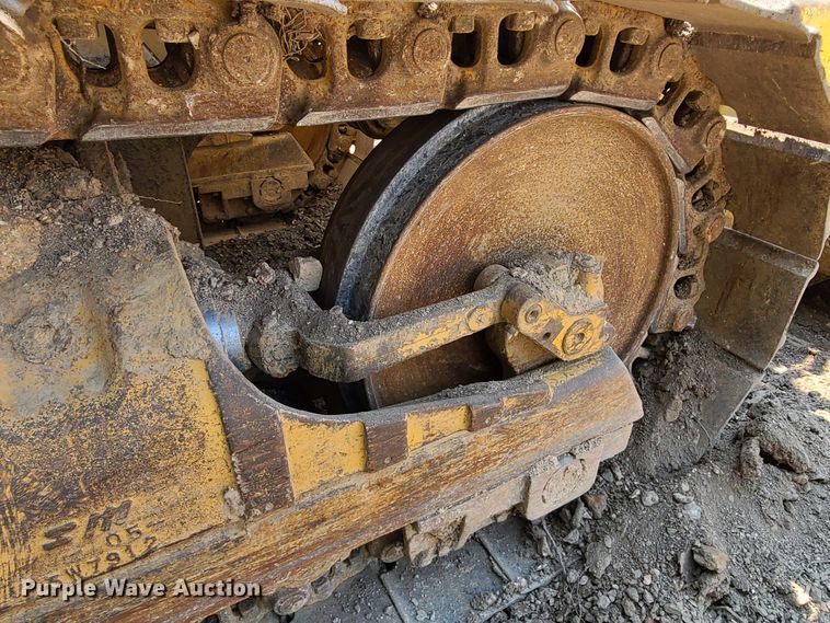 image for item IJ9048 1998 Caterpillar 963B  track loader